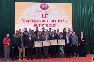 z7314097946283_42d579de81872fcc0e4a7ca2876d4d96_e69da