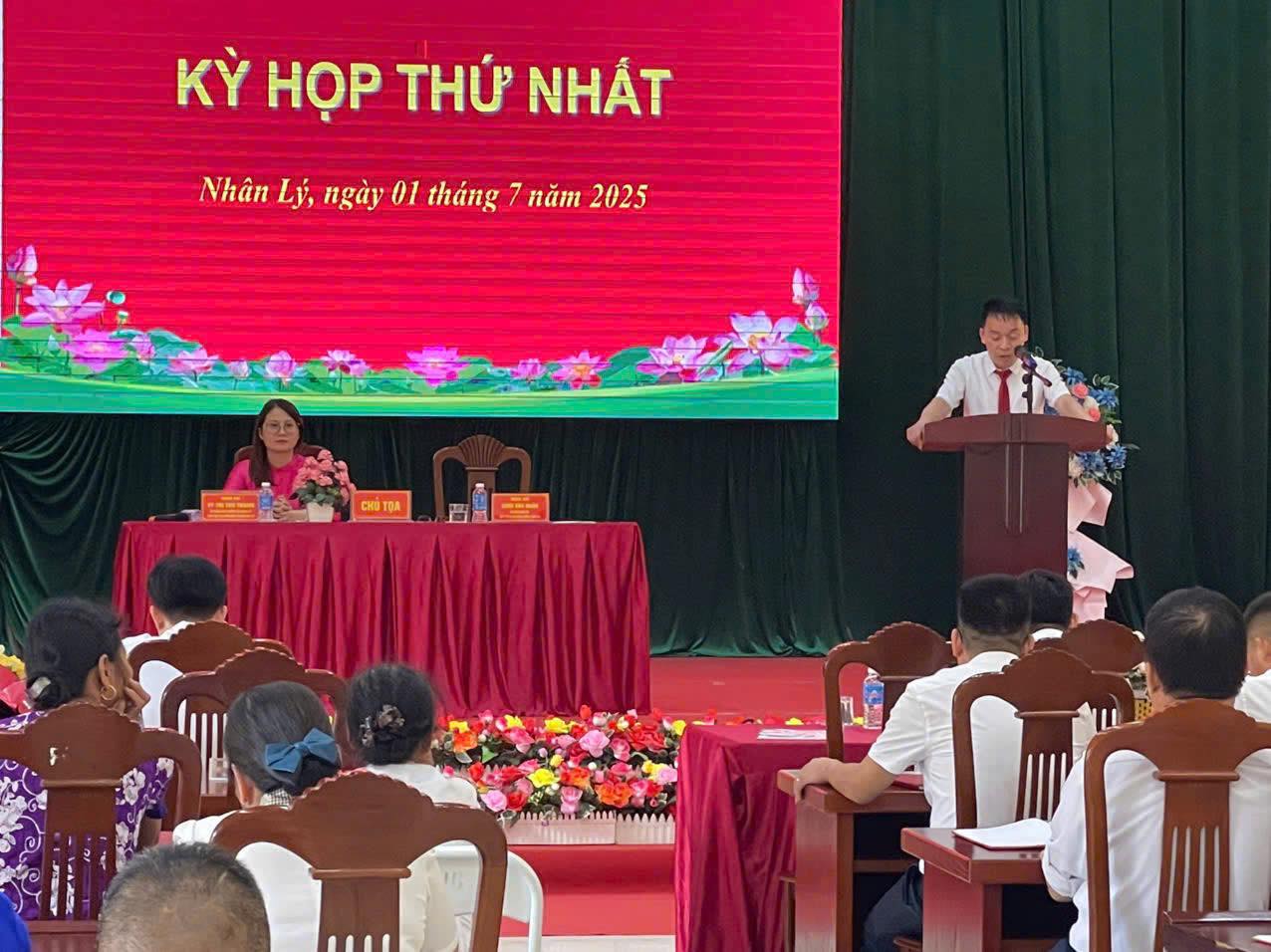 Kinh tế - Chính trị